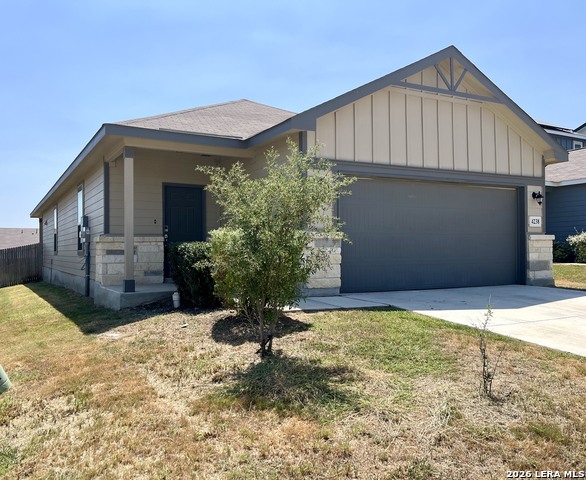 4238 Admirals Bnd Property Photo 3