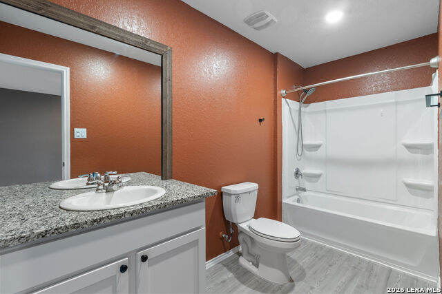 5726 Peak Pt Property Photo 9