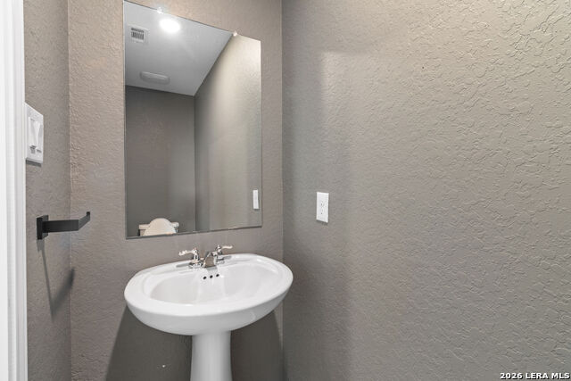 5726 Peak Pt Property Photo 17
