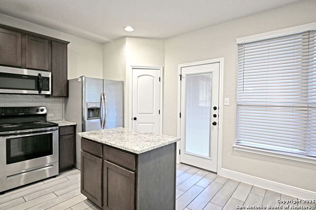 1661 Barrett Ave Property Photo 10