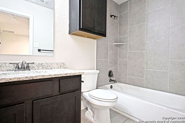 1661 Barrett Ave Property Photo 19