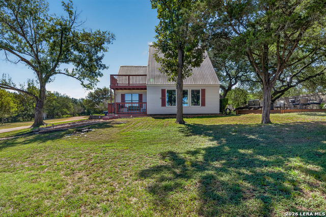 3030 Oak Hollow Dr Property Photo 3