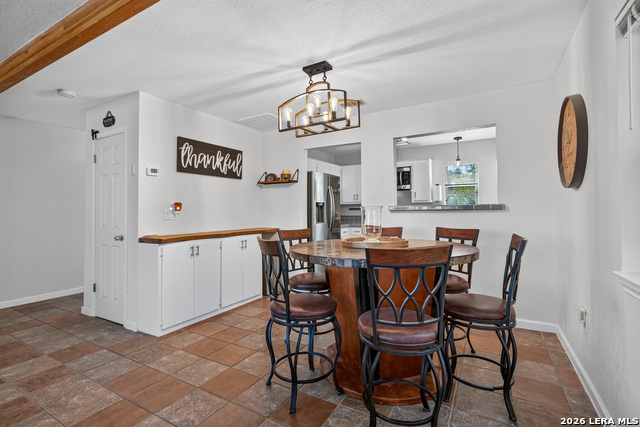 3030 Oak Hollow Dr Property Photo 15