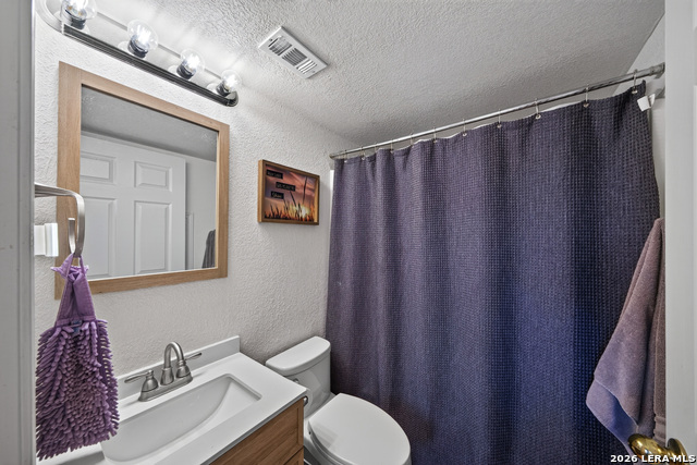 3030 Oak Hollow Dr Property Photo 21