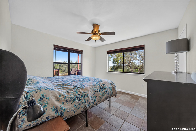 3030 Oak Hollow Dr Property Photo 26