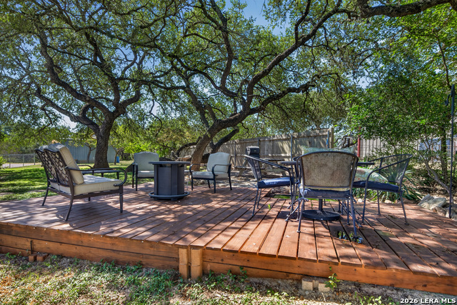 3030 Oak Hollow Dr Property Photo 28