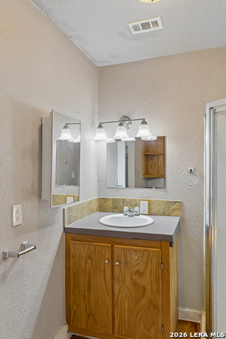1025 W Craig Pl Property Photo 11