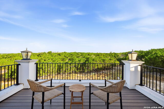 179 Horseshoe Bnd Property Photo 9