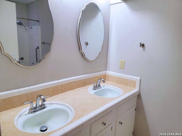 7007 Forest Grv Property Photo 15