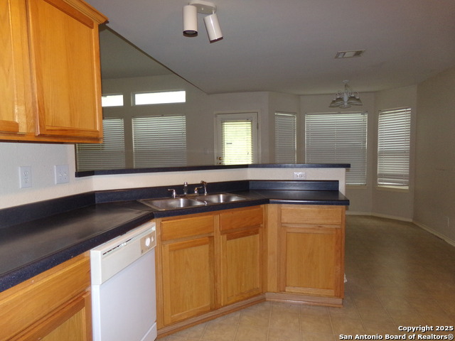 7310 Painter Way Property Photo 6