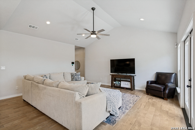 550 Eastview Property Photo 7