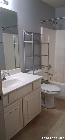 2711 Cloudy Property Photo 4