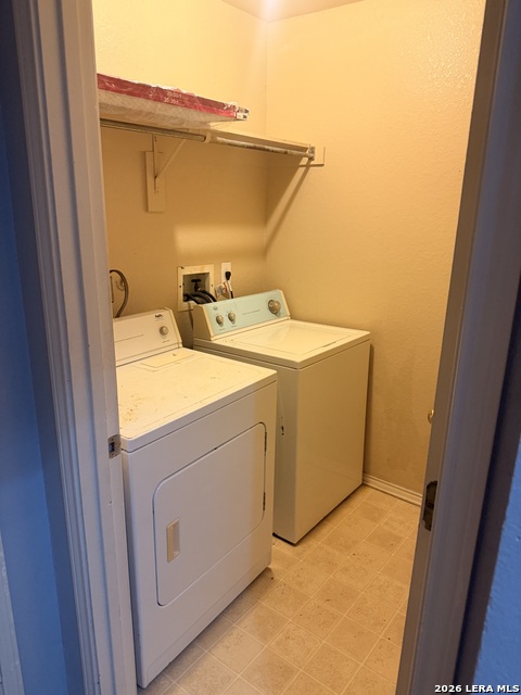 2711 Cloudy Property Photo 10