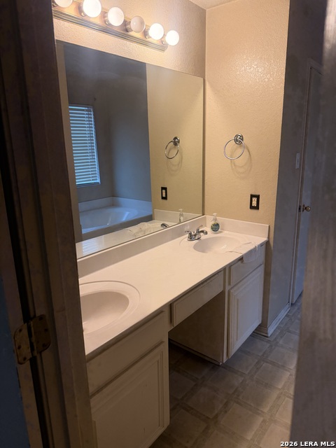2711 Cloudy Property Photo 21