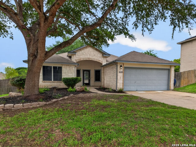 1640 Sunstone Property Photo 1