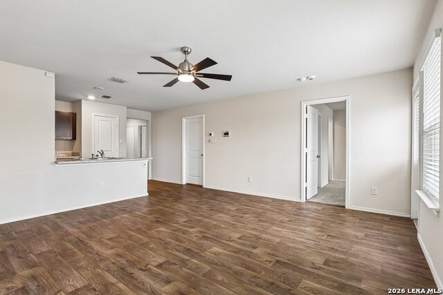 5818 Kendall Pr Property Photo 3