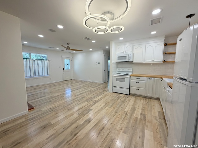 221 Felps Property Photo 9