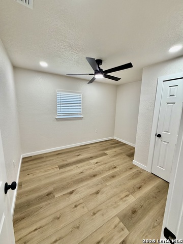 7701 Leafy Hollow Ct Property Photo 13