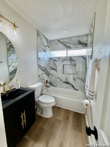 7701 Leafy Hollow Ct Property Photo 14