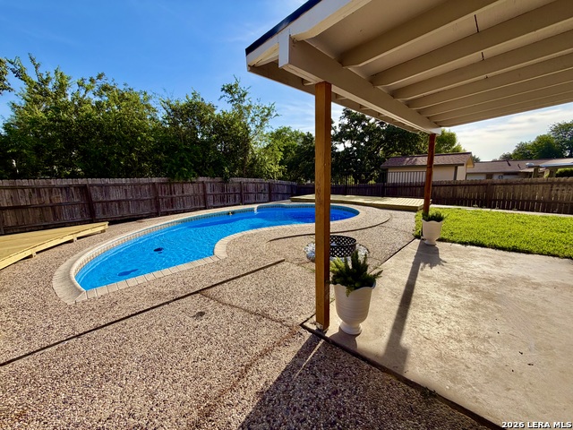 7701 Leafy Hollow Ct Property Photo 17