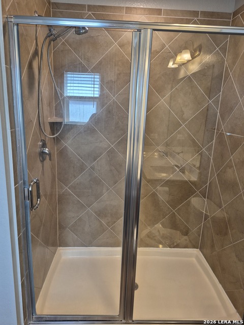 1323 Hawk Ct Property Photo 9