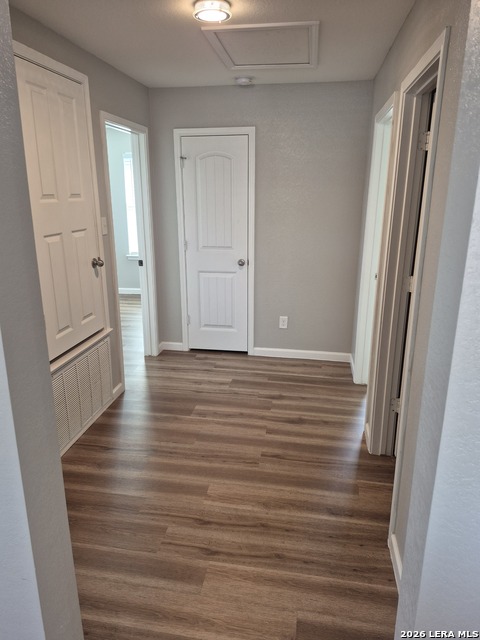 1323 Hawk Ct Property Photo 13
