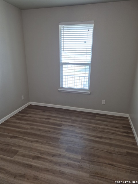 1323 Hawk Ct Property Photo 17
