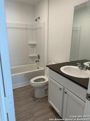 2422 Broken Arrow Property Photo 10