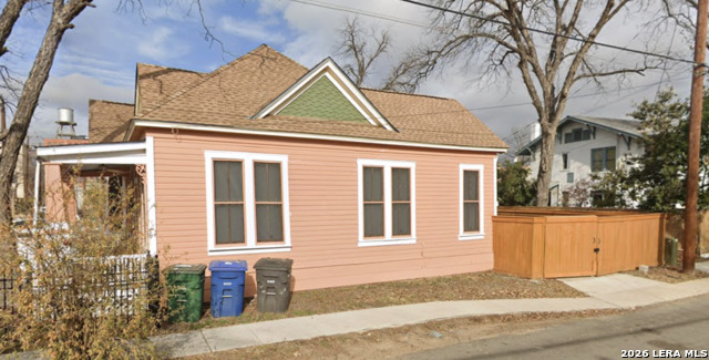 121 Daniel Property Photo 2