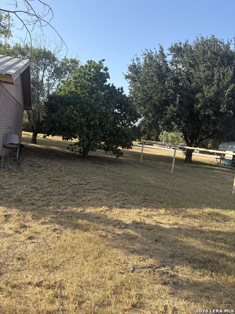 241 Duncan Property Photo 8
