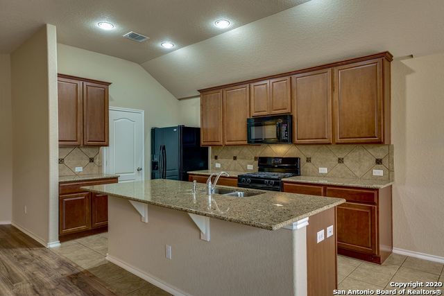 1031 Windy Pond Property Photo 9