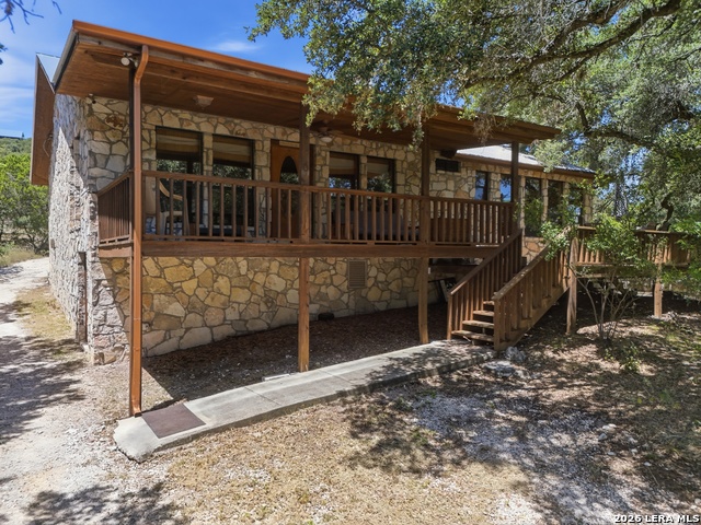 1399 River Rd Property Photo 2