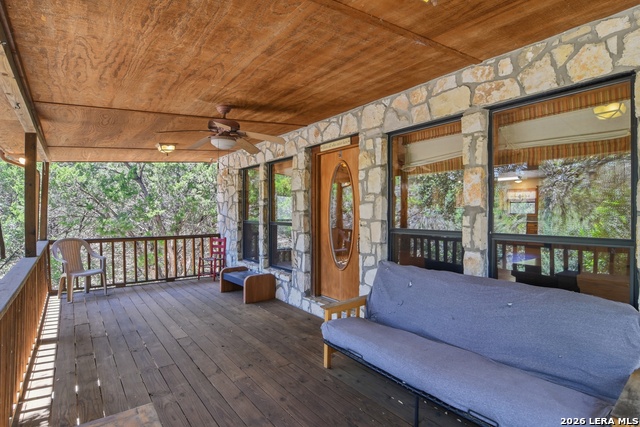 1399 River Rd Property Photo 7