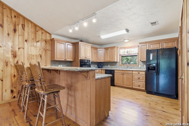 1399 River Rd Property Photo 13