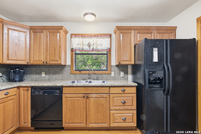 1399 River Rd Property Photo 15