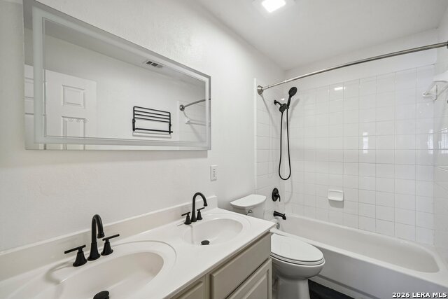 315 Hollow Grove Property Photo 28