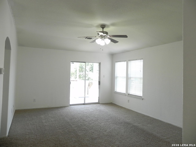 8539 Lone Shadow Trl Property Photo 7