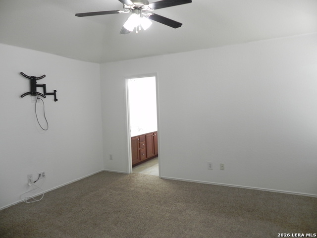 8539 Lone Shadow Trl Property Photo 9