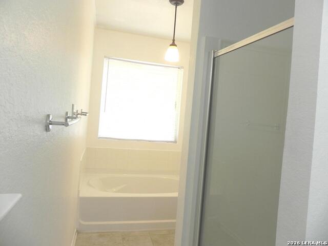 8539 Lone Shadow Trl Property Photo 11