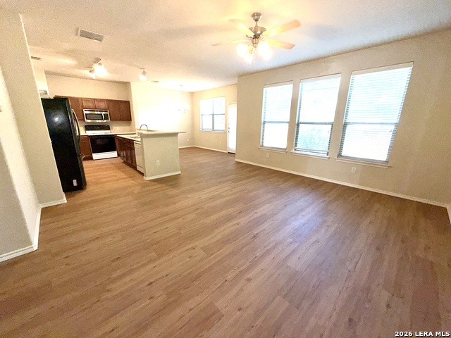 8531 Pecan Cross Property Photo 4