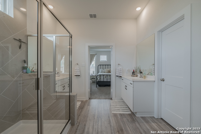 2909 Mindel St Property Photo 22