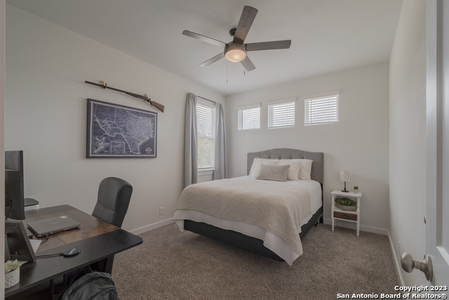 2909 Mindel St Property Photo 27