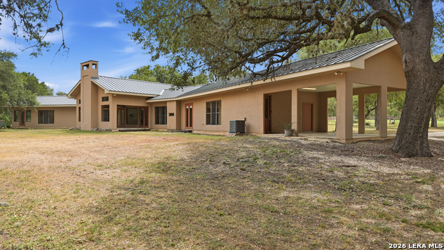 4025 Marion Rd Property Photo 4