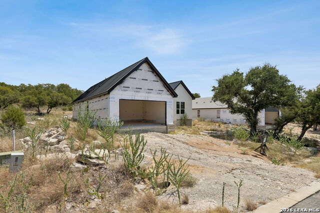 909 Sharp Rock Property Photo 1
