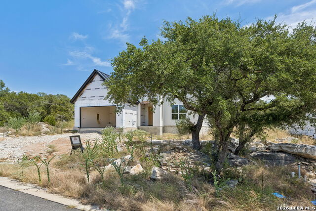 909 Sharp Rock Property Photo 3
