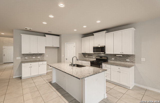 5607 Burr Blf Property Photo 7