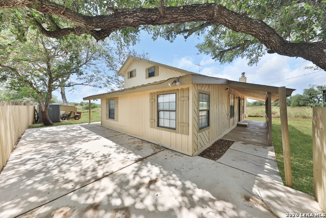 795 S State Highway 16 Property Photo 41