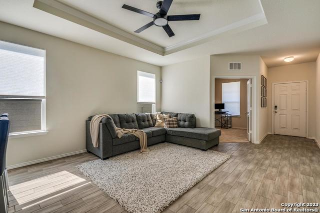11919 Longfellow Rnch Property Photo 7