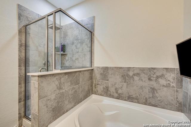 11919 Longfellow Rnch Property Photo 18