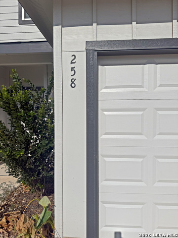 258 Marigold Pl Property Photo 2